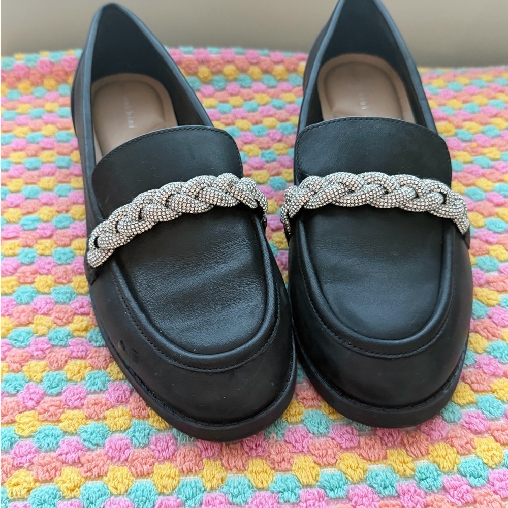 Gianni Bini Black Flats with Silver Braided Accent